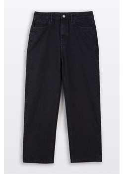 Czarne spodnie jeansowe STRAIGHT, Rozmiar - 140, Kolor - Czarny ze sklepu REPORTER w kategorii Spodnie chłopięce - zdjęcie 189110903