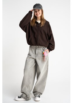 Jasnoszare spodnie jeansowe BAGGY z modnymi kieszeniami, Rozmiar - 146, Kolor - Szary ze sklepu REPORTER w kategorii Spodnie dziewczęce - zdjęcie 189110931