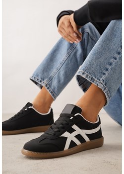 Czarne Sneakersy w Stylu Tenisówek Ozdobione Geometrycznymi Paskami Zitora ze sklepu renee.pl w kategorii Buty sportowe damskie - zdjęcie 189111673