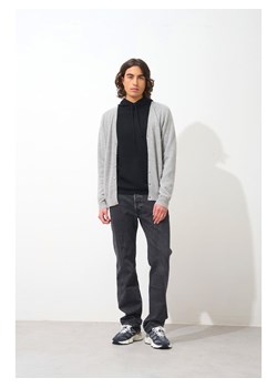 AUTHENTIC CASHMERE Kaszmirowy kardigan "Pipa" w kolorze szarym ze sklepu Limango Polska w kategorii Swetry męskie - zdjęcie 189114681