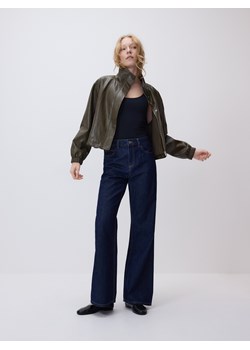 Reserved - Gładki top na ramiączkach - czarny ze sklepu Reserved w kategorii Bluzki damskie - zdjęcie 189121040