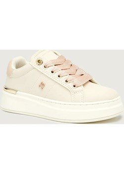 Tommy Hilfiger Sneakersy ze sklepu Gomez Fashion Store w kategorii Buty sportowe dziecięce - zdjęcie 189122383