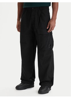 C.P. Company Spodnie materiałowe 20CMPA126A110325G Czarny Boxy Fit ze sklepu MODIVO w kategorii Spodnie męskie - zdjęcie 189127050