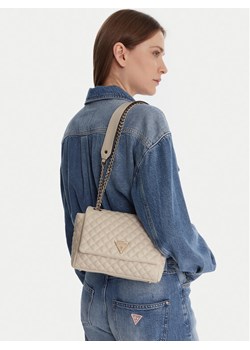 Torebka Guess HWEQG9 54121 Écru ze sklepu eobuwie.pl w kategorii Kopertówki - zdjęcie 189128971