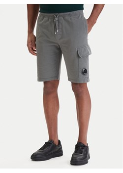 C.P. Company Szorty sportowe 20CMSB704A002246G Szary Regular Fit ze sklepu MODIVO w kategorii Spodenki męskie - zdjęcie 189130420
