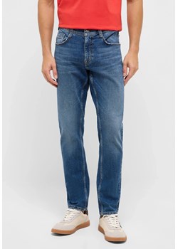 Męskie Spodnie Jeansowe Mustang Style Oregon Slim Denim Blue 1017434 5000 684 ze sklepu YouNeedit.pl w kategorii Jeansy męskie - zdjęcie 189132164