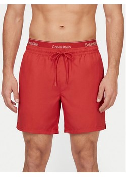 Calvin Klein Swimwear Szorty kąpielowe LV00N61023 Czerwony Regular Fit ze sklepu MODIVO w kategorii Kąpielówki - zdjęcie 189133430