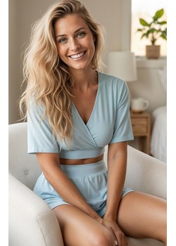 Krótka piżama damska jasnoniebieska BELLUVIA, Kolor jasnoniebieski, Rozmiar L, Passion ze sklepu Intymna w kategorii Piżamy damskie - zdjęcie 189134500