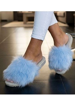 Klapki kapcie z efektownym futerkiem Baby Blue /B4-1 18837 M232/ ze sklepu Pantofelek24.pl w kategorii Kapcie damskie - zdjęcie 189143300