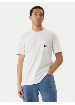 Element T-Shirt Icon Label Pocket ELYKT00198 Biały Regular Fit ze sklepu MODIVO w kategorii T-shirty męskie - zdjęcie 189185701