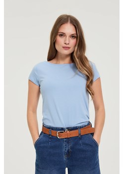 Bawełniany t-shirt niebieski ze sklepu Moodo.pl w kategorii Bluzki damskie - zdjęcie 189186910