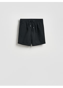 Reserved - Szorty regular fit - czarny ze sklepu Reserved w kategorii Spodnie męskie - zdjęcie 189192311