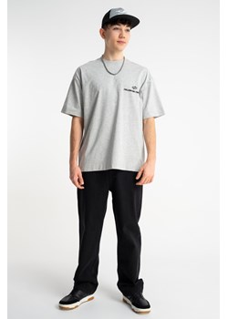 Czarne spodnie jeansowe STRAIGHT, Rozmiar - 140, Kolor - Czarny ze sklepu REPORTER w kategorii Spodnie chłopięce - zdjęcie 189208660