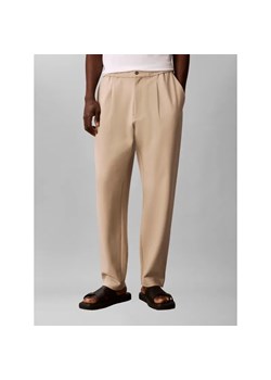 Calvin Klein Spodnie | Tapered fit ze sklepu Gomez Fashion Store w kategorii Spodnie męskie - zdjęcie 189212911