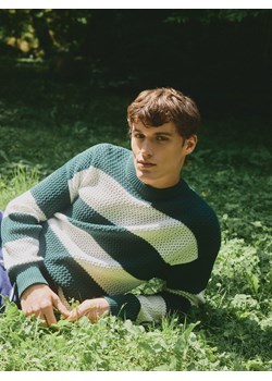 Reserved - Ażurowy sweter w paski - wielobarwny ze sklepu Reserved w kategorii Swetry męskie - zdjęcie 189219573