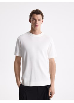 Reserved - Sweter z krótkim rękawem - złamana biel ze sklepu Reserved w kategorii Swetry męskie - zdjęcie 189221180