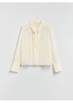 Reserved - Jedwabna koszula z wiązaniem - złamana biel ze sklepu Reserved w kategorii Koszule damskie - zdjęcie 189227011