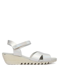 Sandały Fly London Ollafly P145446 Srebrny ze sklepu eobuwie.pl w kategorii Sandały damskie - zdjęcie 189228190