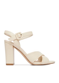 Sandały JENNY CEO-O230725-3 Écru ze sklepu eobuwie.pl w kategorii Sandały damskie - zdjęcie 189228191