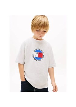 Tommy Hilfiger T-shirt FUN FLAG | Regular Fit ze sklepu Gomez Fashion Store w kategorii T-shirty chłopięce - zdjęcie 189231012