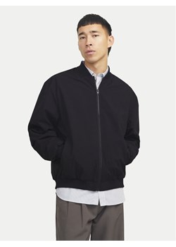 Jack & Jones Kurtka bomber Echarge 12268608 Czarny Regular Fit ze sklepu MODIVO w kategorii Kurtki męskie - zdjęcie 189231460