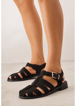 Czarne Sandały Gladiatorki z Zapięciem na Klamerkę Chisttema ze sklepu born2be.pl w kategorii Sandały damskie - zdjęcie 189234782