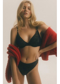 Esotiq biustonosz miękki soft Bloovii Desire 44836-99X, Kolor czarny, Rozmiar 70D, BLOOVII ze sklepu Intymna w kategorii Biustonosze - zdjęcie 189241473