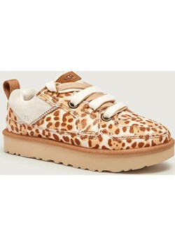 UGG Skórzane sneakersy W LO LOWMEL PLAINS | zamsz ze sklepu Gomez Fashion Store w kategorii Buty sportowe damskie - zdjęcie 189243904