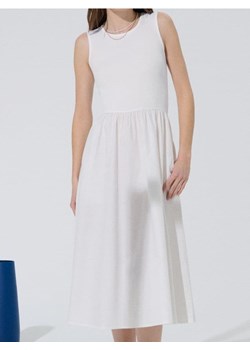 Sinsay - Bawełniana sukienka midi z kieszeniami - biały ze sklepu Sinsay w kategorii Sukienki - zdjęcie 189247314