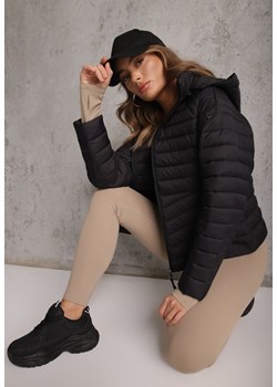 Czarna Przejściowa Kurtka Pikowana z Kapturem z Możliwością Odpięcia Pretiga ze sklepu renee.pl w kategorii Kurtki damskie - zdjęcie 189255541