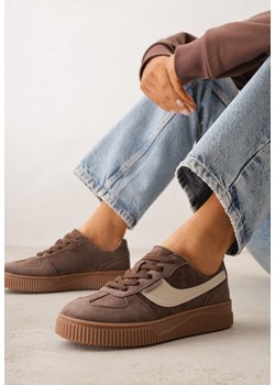 Ciemnobrązowe Sneakersy Kultowe Tenisówki z Zamszu Naturalnego ze Skórzaną Wkładką Rionae ze sklepu renee.pl w kategorii Buty sportowe damskie - zdjęcie 189260424