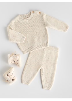 Reserved - Dzianinowy komplet - złamana biel ze sklepu Reserved w kategorii Komplety niemowlęce - zdjęcie 189262633