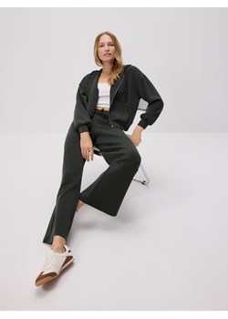 Reserved - Spodnie z szeroką nogawką - ciemnozielony ze sklepu Reserved w kategorii Spodnie damskie - zdjęcie 189262751