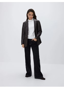 Reserved - Sweter z ozdobną aplikacją - kremowy ze sklepu Reserved w kategorii Swetry damskie - zdjęcie 189263003