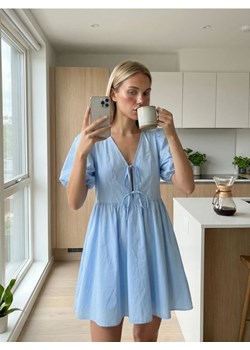 Sinsay - Sukienka mini z bufiastym rękawem - błękitny ze sklepu Sinsay w kategorii Sukienki - zdjęcie 189264733