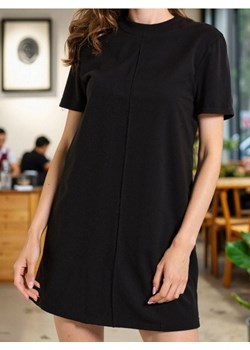 Sinsay - Dzianinowa sukienka mini w prążek - czarny ze sklepu Sinsay w kategorii Sukienki - zdjęcie 189264763