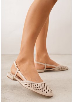Ciemnobeżowe Sandały Slingback z Kwadratowym Noskiem i Ażurową Cholewką Jurria ze sklepu renee.pl w kategorii Balerinki - zdjęcie 189270000