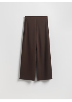 Reserved - Spodnie z szerokimi nogawkami - ciemnobrązowy ze sklepu Reserved w kategorii Spodnie damskie - zdjęcie 189270661
