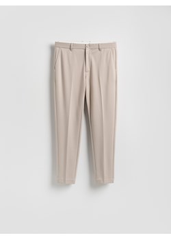 Reserved - Spodnie chino slim fit - beżowy ze sklepu Reserved w kategorii Spodnie męskie - zdjęcie 189271093