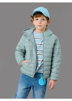 Sinsay - Pikowana kurtka z kapturem - zielony ze sklepu Sinsay w kategorii Kurtki chłopięce - zdjęcie 189272862