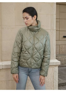 Sinsay - Pikowana kurtka ze stójką - zielony ze sklepu Sinsay w kategorii Kurtki damskie - zdjęcie 189272891