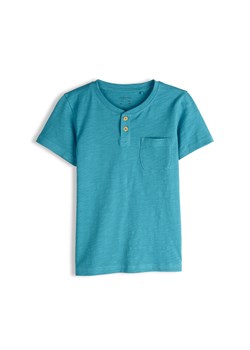 GATE Bawełniana koszulka z kieszonką i guzikami 3Y ze sklepu gateshop w kategorii T-shirty chłopięce - zdjęcie 189273513