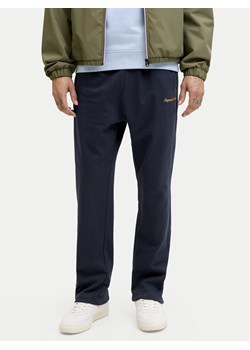 Jack & Jones Spodnie dresowe Kane Norrebro 12282553 Granatowy Regular Fit ze sklepu MODIVO w kategorii Spodnie męskie - zdjęcie 189274001