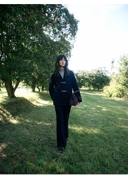 Reserved - Sztruksowe spodnie straight - granatowy ze sklepu Reserved w kategorii Spodnie damskie - zdjęcie 189276972