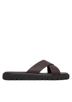 Klapki Calvin Klein Sq Molded Sandal Xcross Lth HM0HM02235 Brązowy ze sklepu eobuwie.pl w kategorii Klapki męskie - zdjęcie 189281292