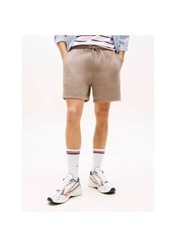 Tommy Jeans Szorty | Regular Fit ze sklepu Gomez Fashion Store w kategorii Spodenki męskie - zdjęcie 189283831