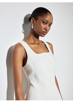 Mohito - Kamizelka na szerokich ramiączkach - kremowy ze sklepu Mohito w kategorii Bluzki damskie - zdjęcie 189303472