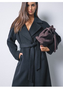 Mohito - Płaszcz z wełną i domieszką kaszmiru - czarny ze sklepu Mohito w kategorii Płaszcze damskie - zdjęcie 189307483