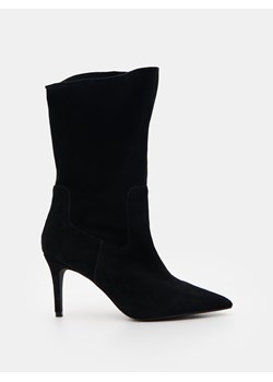 Mohito - Skórzane kozaki na szpilce - czarny ze sklepu Mohito w kategorii Kozaki damskie - zdjęcie 189307681