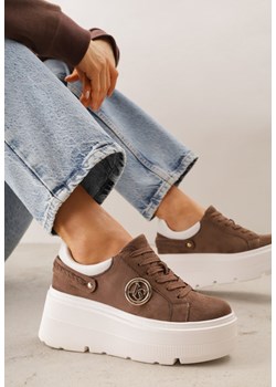 Jasnobrązowe Sneakersy Vices na Platformie Ozdobione Metaliczną Aplikacją Tatellia ze sklepu renee.pl w kategorii Buty sportowe damskie - zdjęcie 189309190